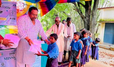 मिशन एजुकेशन के तहत जरूरतमंद बच्चों को शिक्षण सामग्री का किया गया वितरण।