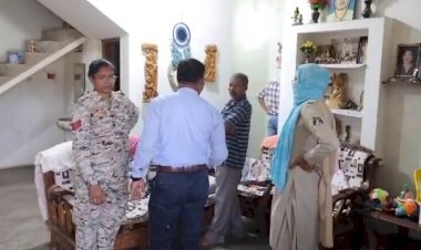CG - मीना बाजार संचालन के घर लाखों की चोरी : बाहर गया था परिवार, सूना घर देख चोरों ने बोला धावा, ताला तोड़कर 10 लाख कैश और सोने-चांदी के जेवर ले उड़े शातिर......