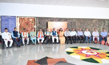 CG - रायपुर रेल मंडल की बैठक में बस्तर सांसद हुए शामिल : महेश कश्यप ने कहा कि दुर्ग - जगदलपुर रेल सेवा पुनः प्रारंभ हो, साथ ही धमतरी - जगदलपुर रेल लाइन में सुधार की मांग रखी...