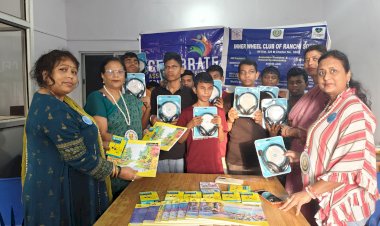 इनर व्हील क्लब आफ राँची साउथ ने नेत्रहीन बच्चों को दिया हेडफ़ोन...