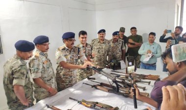 CG- 3 बड़े नक्सली ढेर: घने जंगलों में सुरक्षाबलों की ऐतिहासिक जीत, भारी मात्रा में हथियार और विस्फोटक बरामद