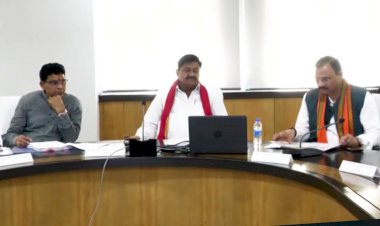 CG ब्रेकिंग : छत्तीसगढ़ में इस तारीख से धान खरीदी होगी शुरू, इतने रुपये प्रति क्विंटल दर से धान खरीदेगी सरकार, मंत्रिमंडलीय उप समिति ने पारित किया प्रस्ताव…..