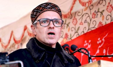 जम्मू कश्मीर से हटाया गया राष्ट्रपति शासन नए सरकार गठन का रास्ता साफ एन सी और कांग्रेस मिलकर बनाएंगे सरकार पढ़े पूरी ख़बर