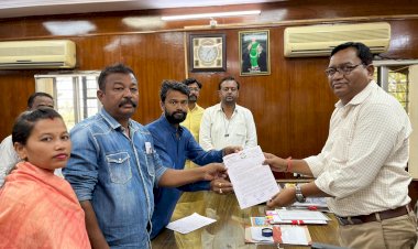 शहर जिला कॉंग्रेस कमेटी ने धान संग्रहण केंद्रों में हुए घोटाले की सूक्ष्म जांच करवाकर दोषियों पर कार्यवाही हेतु बस्तर कमिश्नर को राज्यपाल के नाम सौंपा ज्ञापन...