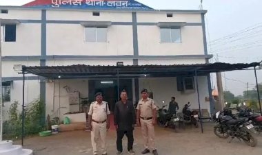 CG - झोलाछाप डॉक्टर के लापरवाही की भेंट चढ़ी एक और जिंदगी, आयुर्वेद के नाम पर पिला दिया जहरीला पदार्थ, तीन व्यक्ति अस्पताल में भर्ती, एक की मौत.....