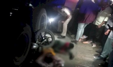 CG- 2 युवकों की मौत : तेज रफ्तार का कहर, ट्रेलर की चपेट में आने से दो युवकों की हुई दर्दनाक मौत, गाड़ी के उड़े परखच्चे.....