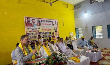 सांसद संतोष पांडेय ने कवर्धा में आदिवासी समाज के नवनिर्मित भवन का किया लोकार्पण ।