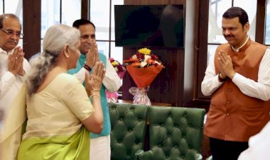 महाराष्ट्र में सीएम पद को लेकर सस्पेंस ख़त्म पानी छोड़ते देख मेरे किनारे में घर मत बसा लेना मैं समंदर हूं वापस जरूर आऊंगा फडणवीस का बयान खूब आ रही याद कल लेंगे शपथ पढ़े पूरी ख़बर