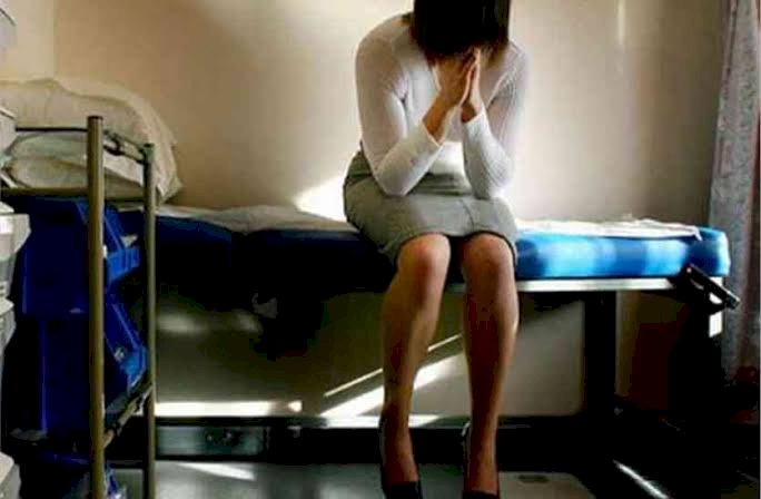 स्पर्म हेराफेरी: डॉक्टर ने किया 'मेडिकल रेप'.... बिना पूछे महिला मरीज को अपने ही स्पर्म से किया प्रेगनेंट.... कारण जान उड़ जाएंगे होश.....