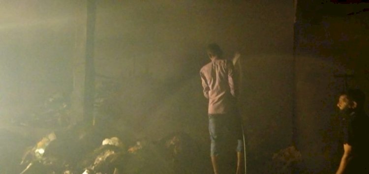 धमतरी ब्रेकिंग- पीबीएस ऑइल मिल में लगी आग..दो दमकल की टीम ने पहुंचकर आग पर काबू पाया