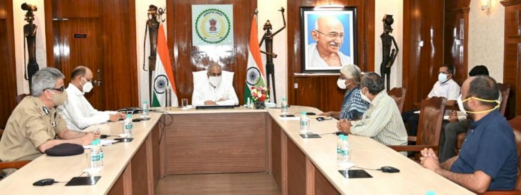 गोलीकांड CG ब्रेकिंग: CM भूपेश के पास पहुंचा सामाजिक कार्यकर्ताओं का दल.... कहा- ‘ग्रामीण आपसे मिलना चाहते हैं’.... CM बोले- ‘ठीक है’......