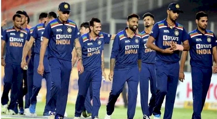 ब्रेकिंग:-श्रीलंका दौरे के लिए टीम इंडिया का ऐलान, धवन, भुवनेश्वर सहित ये नाम शामिल…टीम इंडिया से पहली बार इन खिलाड़ी को आया बुलावा, IPL के ये 5 सितारे अब श्रीलंका में बिखेरेंगे चमक