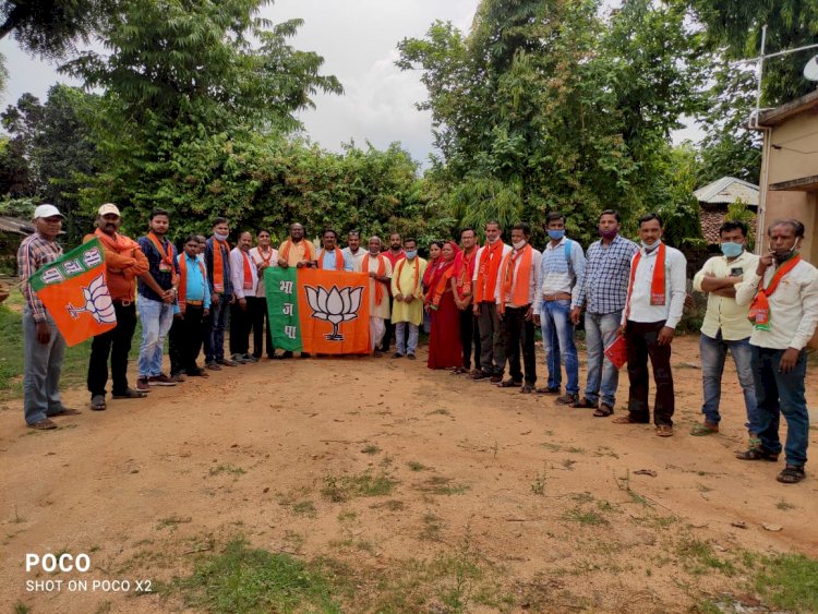 भाजपा मंडल भैयाथान कार्य समिति की बैठक मंडल प्रभारी महेश्वर पैकरा के उपस्थिति में हुआ सम्पन....