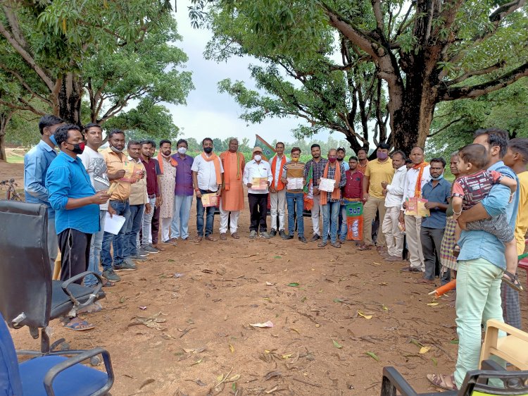 *सरकार के ढाई साल का हिसाब लेने बिभिन्न शक्तिकेंद्रों में पहुंची भाजपा.. लगाया जनता को छलने का आरोप....*