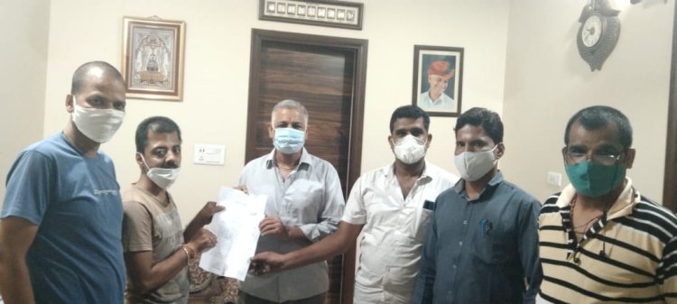 वार्ड नम्बर 14 की प्रमुख समस्याओ से भाजपा विधायक को करवाया अवगत