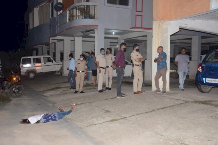 CG बड़ी खबर : अपार्टमेंट से युवती ने लगाई छलांग हत्या या आत्महत्या जांच में जुटी पुलिस पढ़े पूरी खबर