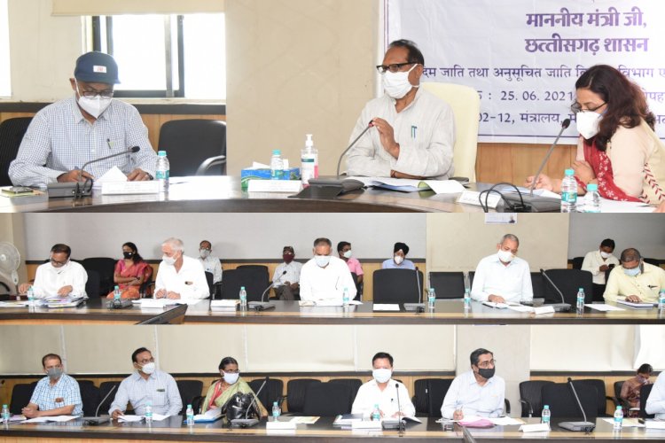 CG ब्रेकिंग: कक्षा 11वीं और 12वीं के छात्रों को मेडिकल-इंजीनियरिंग के लिए मिलेगी एक्स्ट्रा कोचिंग.... यहां 4 नए एकलव्य विद्यालय भी खुलेंगे.... प्राचार्य, उप प्राचार्य, पीजीटी एवं टीजीटी शिक्षक की भर्ती यह एजेंसी करेगी.....