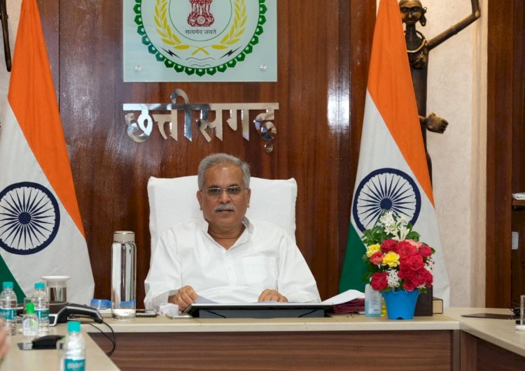 बिग CG न्यूज: शिक्षित युवाओं की सरकारी नौकरियों में भर्ती प्रक्रिया होगी तेज.... प्रतियोगी परीक्षाओं की तैयारी के लिए यहां खुलेगा प्रशिक्षण केन्द्र.... जनजाति सलाहकार परिषद की बैठक में अनेक महत्वपूर्ण अनुशंसाएं.... पढ़िए......