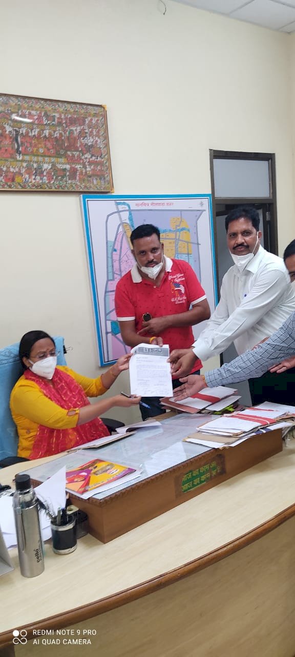 पूर्व सैनिक कल्याण बोर्ड व पूर्व विधायक बाजोर के समर्थन में सौंपा ज्ञापन