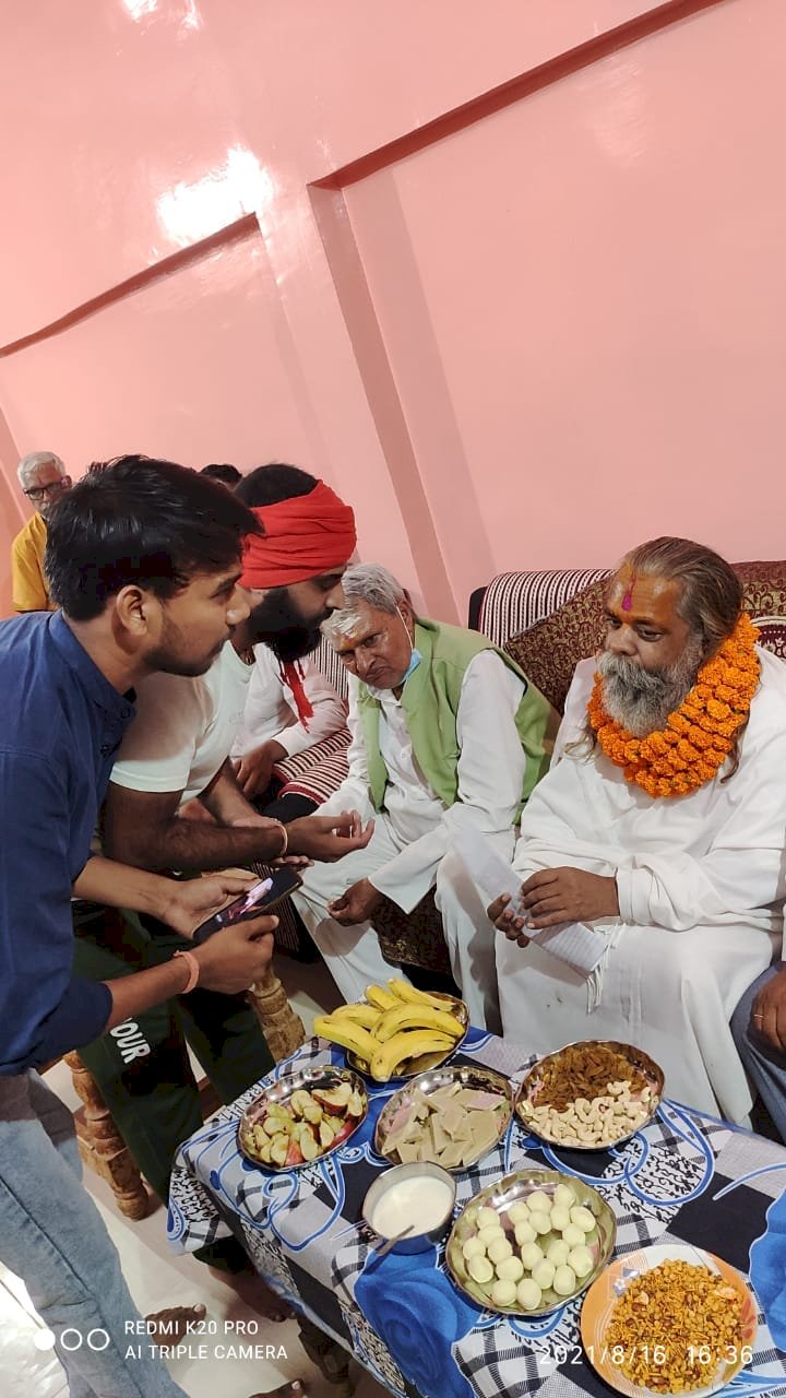 गौवंश की सुरक्षा व पशु चिकित्सक के भर्ती हेतु पंडरिया के बेजुबान सेवा समिति के सदस्यों ने गौ सेवा आयोग के अध्यक्ष को सौपा ज्ञापन 