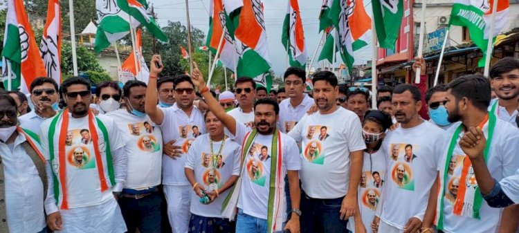 ढोल नगाड़े के साथ सुकमा कांग्रेस भवन का हुआ लोकार्पण...कार्यकर्ताओं में दिखी खुशी