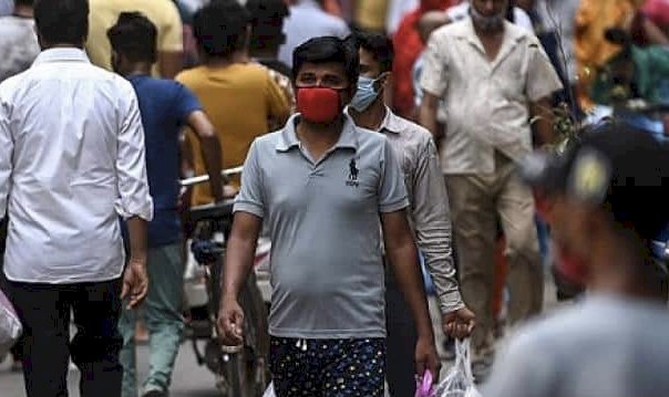कोरोना ब्रेकिंग :- लगातार पांचवें दिन 40 हजार के पार कोरोना वायरस के नए केस, एक्टिव मामलों में भी बड़ा इजाफा…एक हफ्ते में देश में 32% बढ़ गए केस ..पिछले 24 घंटों में कोरोना के 42,909 नये मरीज , इतने की मौत……..