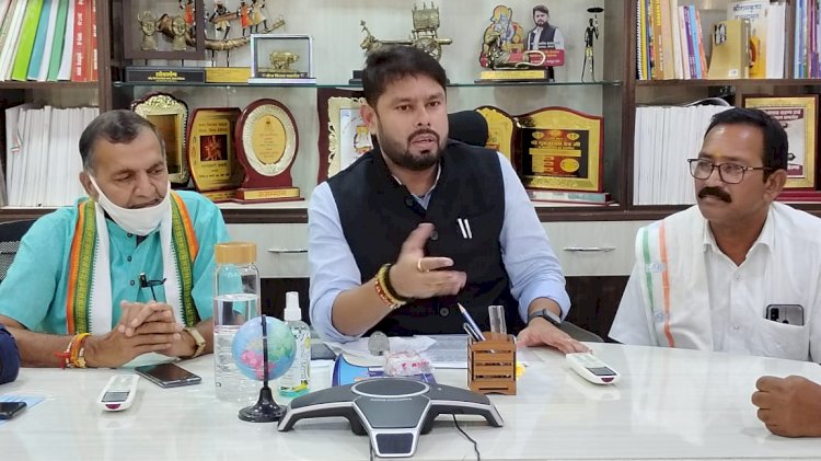 बेमेतरा:नेवनारा और सरदा में कुछ लोग अपनी राजनीति चमकाने के लिए भ्रम का माहौल बना रहे हैं -आशीष छाबड़ा