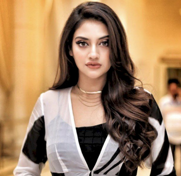 चर्चित सांसद के बच्चे के पिता पर सस्पेंस खत्म: निखिल जैन नहीं, ये एक्टर हैं नुसरत जहां के बेटे के पिता, बर्थ सर्टिफिकेट से हुआ खुलासा…..