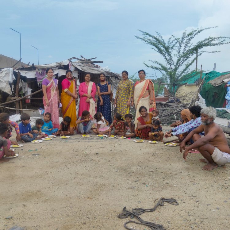 जरूरतमंद बच्चों को करवाया भोजन