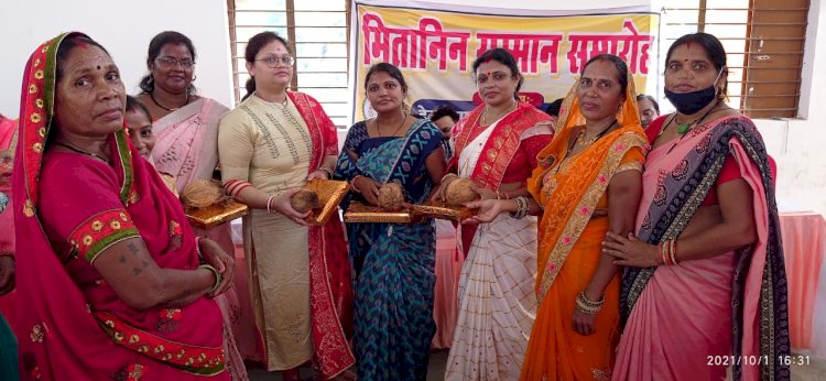 प्राथमिक स्वास्थ्य केंद्र कोर्रा में 102, 108 कर्मचारी व मितानिन बहनों का किया गया सम्मान...
