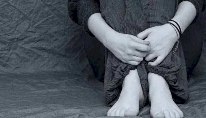 CG ब्रेकिंग: 12 साल की नाबालिग को भगाया.... हिमाचल प्रदेश ले जाकर किया दुष्कर्म.... फिर जो हुआ.... नाबालिग को बहला-फुसलाकर भगाकर रेप करने वाला गिरफ्तार.....