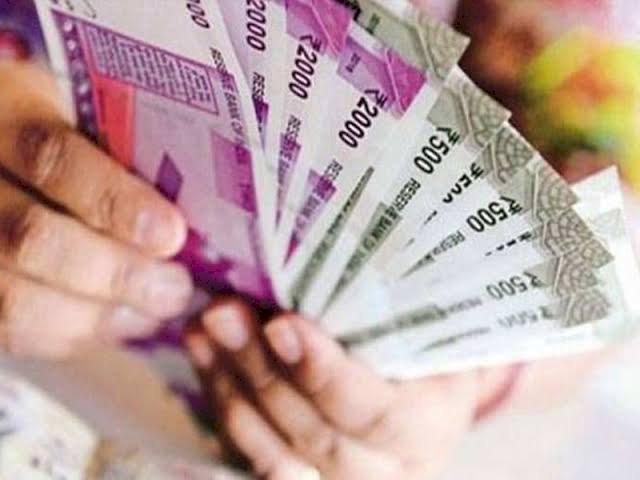 सरकार का तोहफा: त्योहारों से पहले 11.56 लाख कर्मचारियों को मिली बड़ी खुशखबरी.... 78 दिन के बोनस का ऐलान.... केंद्र सरकार ने दी मंजूरी..... जानिए कितने पैसे आएंगे खाते में......