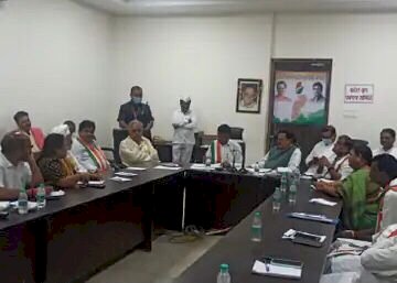 CM भूपेश हुए नाराज BIG NEWS: छत्तीसगढ़ कांग्रेस प्रदेश कार्यकारिणी की बैठक में भड़के मुख्यमंत्री.... बोले, बैठक में बुलाते नहीं तो मुझे कैसे पता चलेगा.... फिर जो हुआ.... PCC चीफ को मांगनी पड़ी माफी.... जानें मामला.....