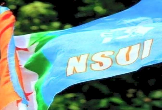 CG- NSUI कार्यकारिणी भंग BIG NEWS: NSUI प्रदेश अध्यक्ष ने जारी किया आदेश.... NSUI की तमाम कार्यकारिणी हुई भंग.... नवीन कार्यकारिणी के गठन को लेकर कही ये बात.... देखें आदेश.....