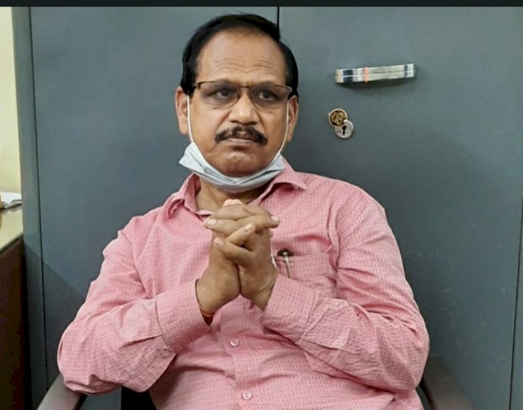 CG:बेमेतरा जिले के मुख्यमंत्री ग्राम सड़क योजना के कार्यपालन अभियंता( ईई) को एसीबी कि टीम ने 22 हजार रिश्वत लेते रंगे हाथ पकड़ा