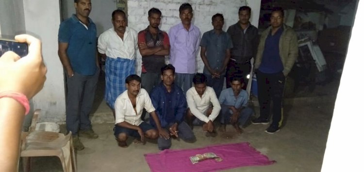 पचपेड़ी पुलिस द्वारा लगातार ली जा रही 52 पत्ती से इश्क लड़ाने वालो के खिलाफ एक्शन धारा- 13 जुआ एक्ट के तहत की गई कार्यवाही सभी आरोपी ग्राम सुकुलकारी से पढ़े पूरी खबर