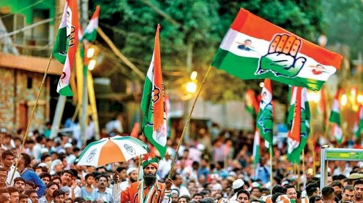 CG नगरीय निकाय चुनाव BIG NEWS: कांग्रेस ने जारी की नगरीय निकायवार पर्यवेक्षकों की नियुक्ति सूची.... चुनाव को लेकर कांग्रेस की अहम बैठक कल.... संगठन प्रभारी पुनिया, CM बघेल और PCC चीफ मरकाम होंगे शामिल.... मरकाम बोले, कांग्रेस एकतरफा चुनाव जीतेगी......