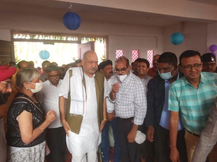CG BEMETARA:साजा GPS स्कूल के नवीन भवन के उद्घाटन में पहुंचे कृषि मंत्री रविन्द्र चौबे,पूर्व छात्र को किया सम्मानित कर संस्था की पढ़ाई व्यवस्था को सराहा,साजा ब्लाक में नंबर वन पर है GPS School