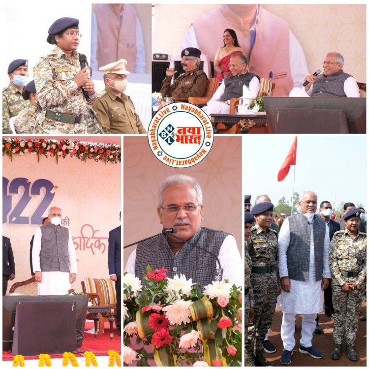 CG VIDEO: CM भूपेश जवानों के साथ नव वर्ष मिलन कार्यक्रम में हुए शामिल.... बिना खून बहाए नक्सलियों का सफाया हो.... प्रदेश तरक्की करे.... यही हमारी सोच.... CG के किसानों और जवानों की हो रही जय-जयकार.... CM के सामने जवान ने गाया गाना.... देखें VIDEO.....