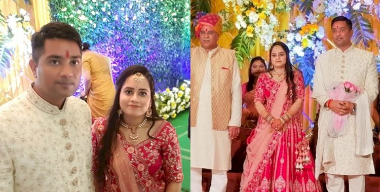 CM भूपेश के बेटे की सगाई PHOTOS: मुख्यमंत्री भूपेश बघेल के बेटे चैतन्य की ख्याति के साथ हुई सगाई.... शादी 5 को.... भाटापारा से है बहू.... जानिए कौन हैं मुख्यमंत्री भूपेश बघेल की होने वाली बहू ख्याति.... देखें तस्वीरें.....