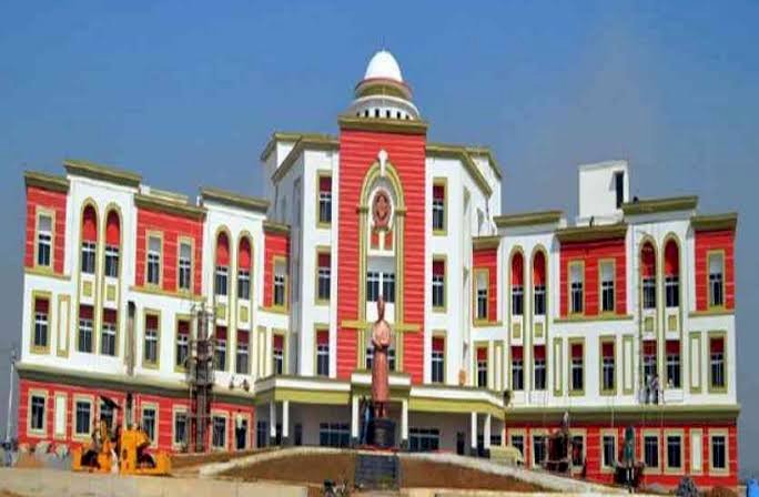 CG एग्जाम BIG NEWS: छत्तीसगढ़ में कोरोना की भयावह रफ्तार के बीच विश्वविद्यालय का बड़ा फैसला..... ऑनलाइन मोड में होंगे सेमेस्टर एग्जाम.... CSVTU से आदेश हुआ जारी.... देखें आदेश......