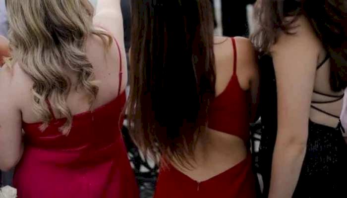 वाइफ स्वैपिंग रैकेट का भंडाफोड़: Sex के लिए करते थे पत्नियों की अदला-बदली.... धड़ल्ले से चल रहा था पत्नियों की अदला-बदली का खेल.... 1000 से ज्यादा जोड़े जुड़े थे.... कई बार एक महिला को शेयर करते थे 3 पुरुष.... 7 आरोपी गिरफ्तार......
