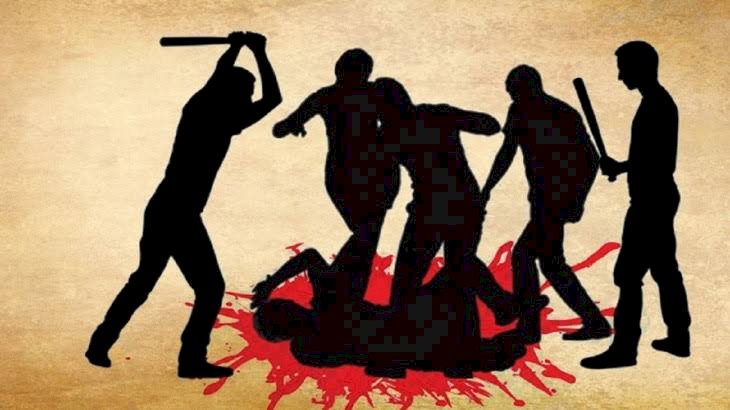 खूनी संघर्ष VIDEO: पंचायत उपचुनाव प्रचार के दौरान खूनी संघर्ष..... फूटा सर.. मचा घमासान... दोनों पक्षों में जमकर चले लाठी डंडे.... कई लोग गंभीर रूप से जख्मी.... 12 लोगों के खिलाफ अपराध दर्ज.... घटना का सामने आया वीडियों क्लिप...देखें VIDEO......