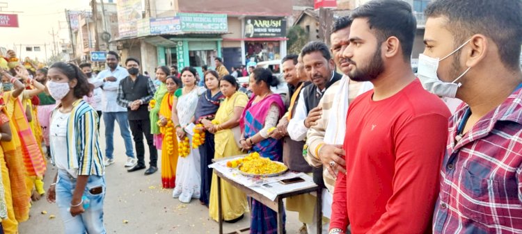 सुरेश गुप्ता के नेतृत्व में बालाजी भगवान की शोभा यात्रा का किया भव्य स्वागत