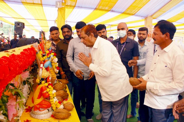 कैबिनेट मंत्री अकबर आज श्री रामचरित मानस महायज्ञ आयोजन में शामिल हुए, ज्योति कक्ष निर्माण के लिए 3 लाख देने की घोषणा