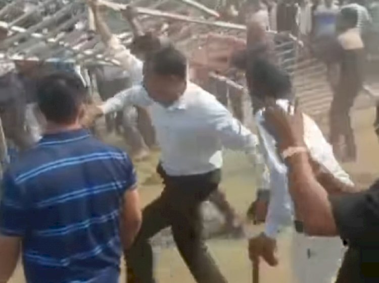 जिम्मेदार कौन? : स्थानीय लोगों के विरोध प्रदर्शन के बावजूद प्रशासन ने करा दी जनसुनवाई.......न्यू विस्टा सीमेंट संयंत्र के विस्तारीकरण के लिए आयोजित जनसुनवाई में जमकर बवाल….जाने पूरा मामला……