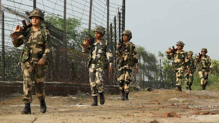 2788 पदों पर भर्ती: BSF में कांस्टेबल, ट्रेड्समैन के 2788 पदों पर वैकेंसी... BSF में इन पदों पर आवेदन करने के बचे हैं चंद दिन.... जल्द करें अप्लाई.... सैलरी 69100 तक.... महिलाएं भी कर सकेंगीं आवेदन.... देखें डिटेल.......