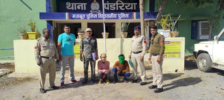 ट्रेक्टर ट्राली से धान चोरी करने वाले चोर चढ़े पुलिस के हत्थे। चोरी के 02 आरोपीयो को गिरफ्तार कर न्यायिक रिमांड पर भेजा गया जेल।