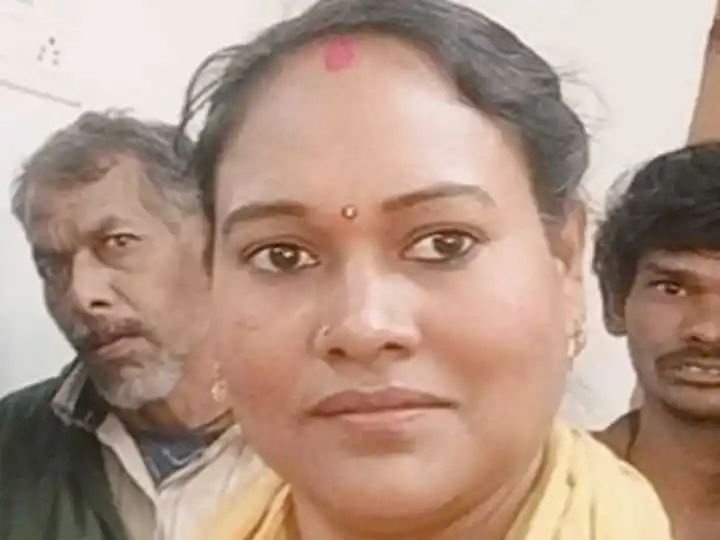 निर्भय, साहसी और लेडी सिंघम कही जाने वाली महिला आरक्षक चंद्रकला साहू इन दिनों काफी चर्चा में हैं।
