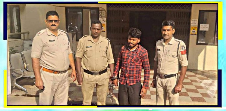 CG- शराब के पैसों से पी गया 'शराब'.... सरकारी शराब दुकान के एजेंट ने किया 31 लाख का गबन.... बनवाया मकान.... नए कपड़े भी खरीदे.... और पी गया शराब.... 31 लाख का गोलमाल करने वाला गिरफ्तार......